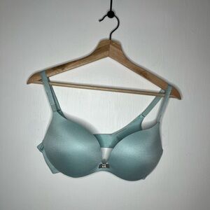 Victoria's Secret Light Mint Bra